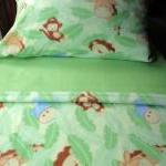 Crib / Toddler Fleece Bedding Set..