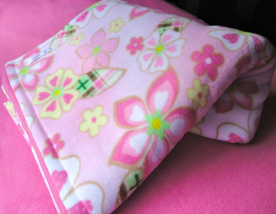 Girls Fleece Toddler / Baby Blanket 'pink Flower Power'